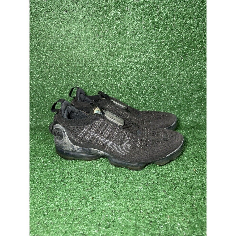 Nike Air VaporMax 2020 Flyknit Men Size 10 Black Running Shoe Sneaker CJ6740-002